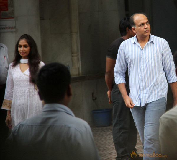 Priyanka Chopra's Father's Condolence Meet Gallery 