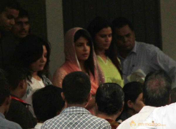 Priyanka Chopra's Father's Condolence Meet Gallery 