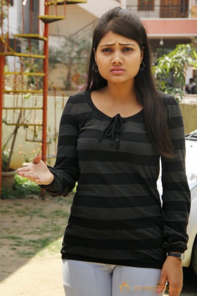 Priyanka Model Actress stills