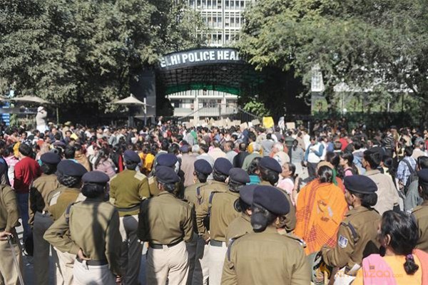 Protests against Delhi gang rape: Photos