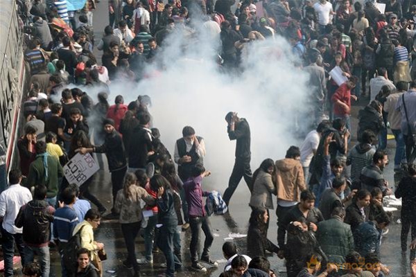 Protests against Delhi gang rape: Photos