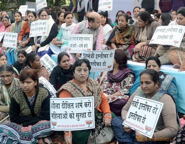 Protests against Delhi gang rape: Photos