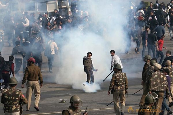 Protests against Delhi gang rape: Photos