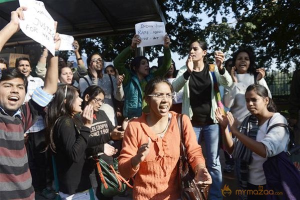 Protests against Delhi gang rape: Photos