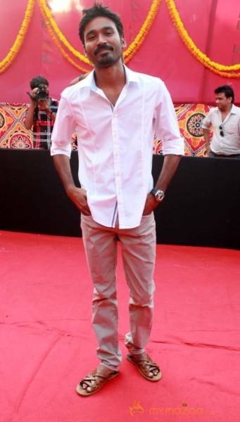 Raanjhanaa Movie Team Press Meet 