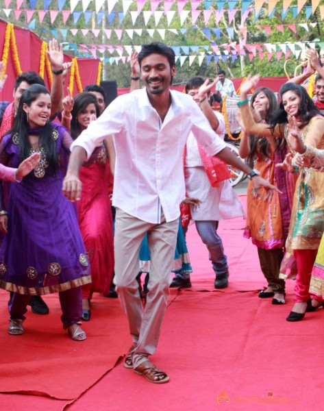 Raanjhanaa Movie Team Press Meet 
