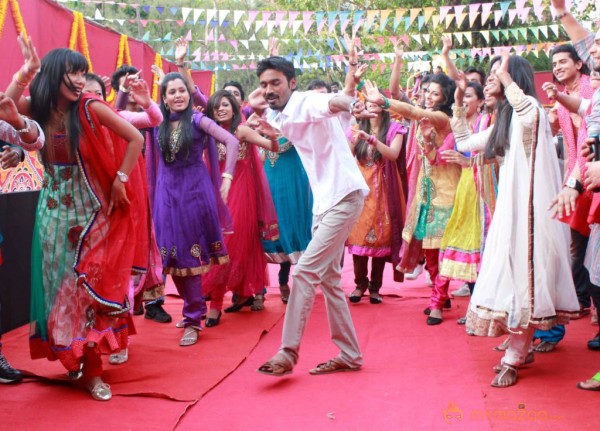 Raanjhanaa Movie Team Press Meet 