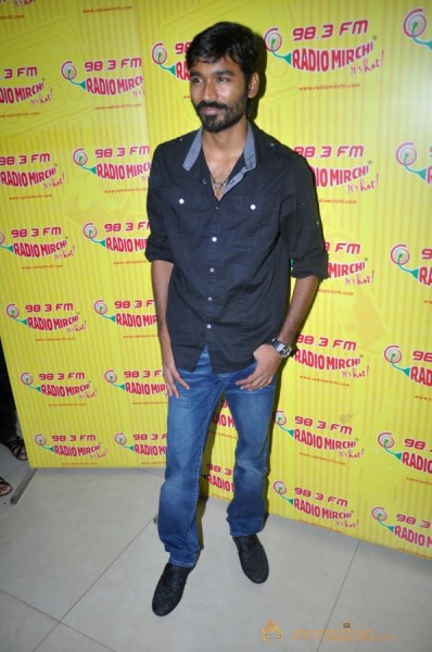 Raanjhanaa Music Launch At Radio Mirchi  