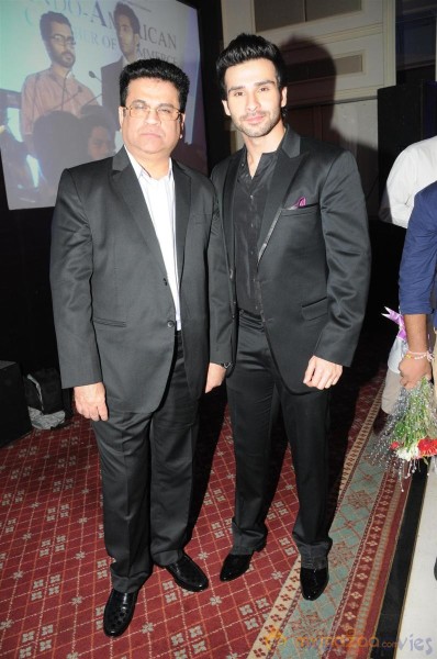 Ramaiya Vastavaiya Movie Promotion at 9th AIACCA 