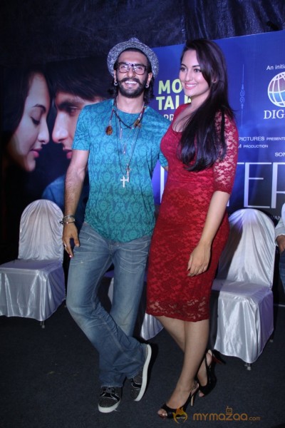 Ranveer Singh and Sonakshi Sinha  LOOTERA photos