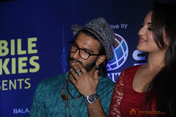 Ranveer Singh and Sonakshi Sinha  LOOTERA photos