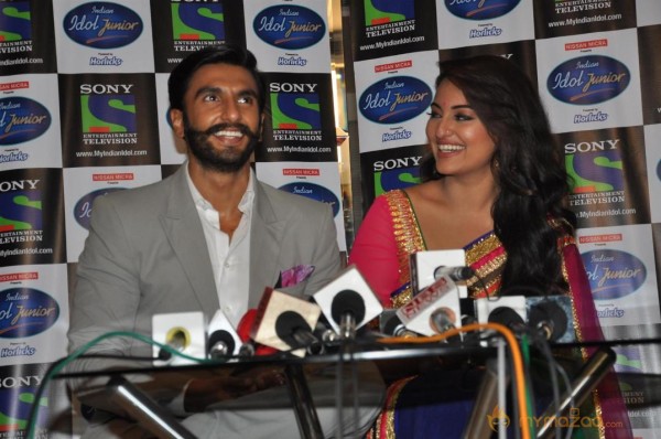 Ranveer Singh & Sonakshi Sinha Latest Photos