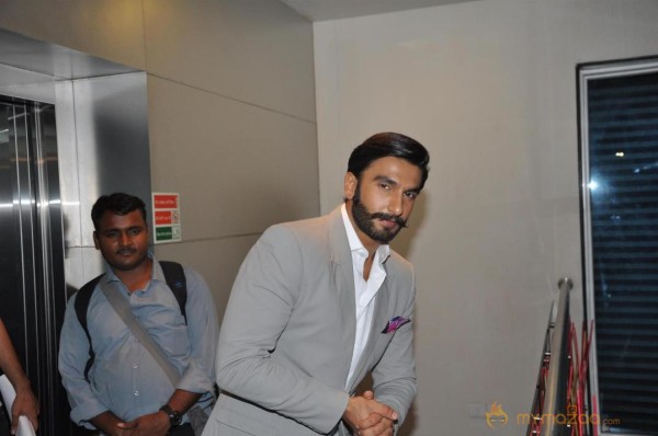 Ranveer Singh & Sonakshi Sinha Latest Photos