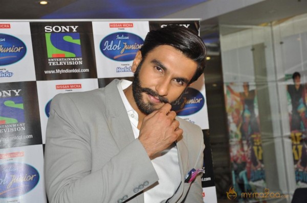 Ranveer Singh & Sonakshi Sinha Latest Photos