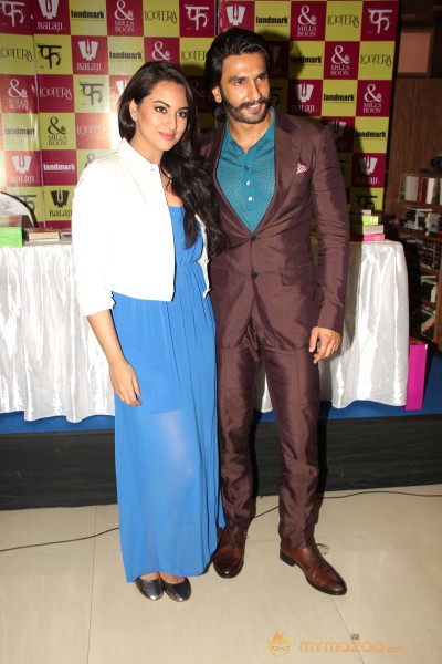 Ranveer & Sonakshi Launch Mills & Boon Novels 