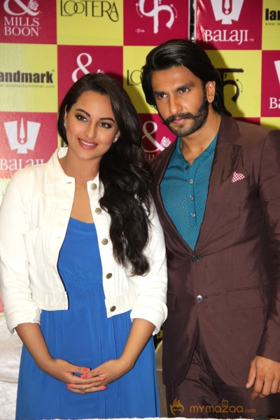 Ranveer & Sonakshi Launch Mills & Boon Novels 