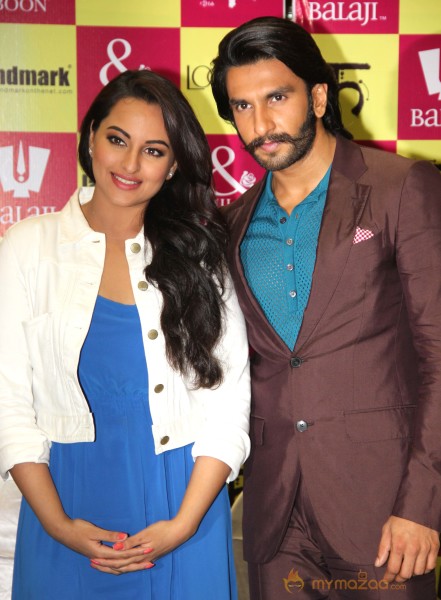 Ranveer & Sonakshi Launch Mills & Boon Novels 