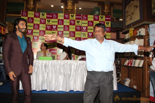 Ranveer & Sonakshi Launch Mills & Boon Novels 