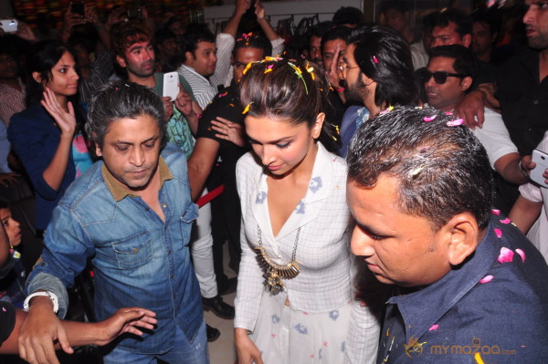 Ravneer, Deepika Promote Ramleela In Hyderabad