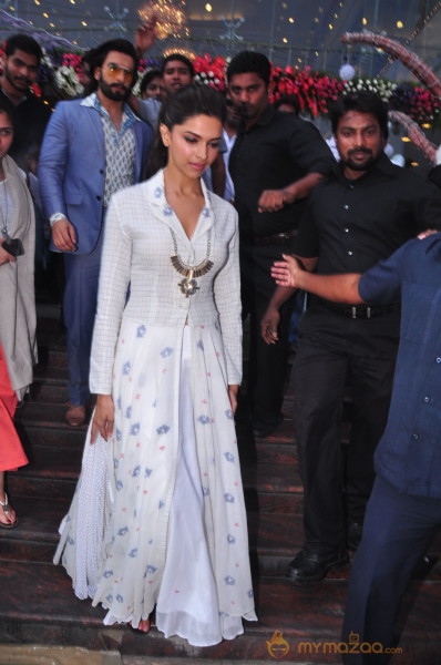 Ravneer, Deepika Promote Ramleela In Hyderabad