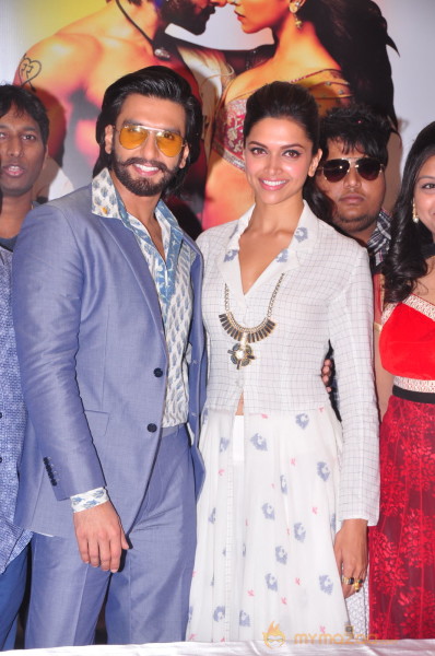 Ravneer, Deepika Promote Ramleela In Hyderabad