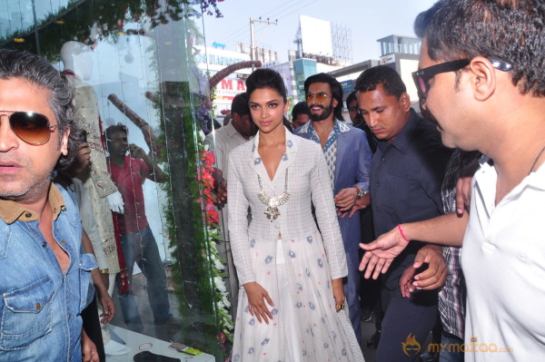 Ravneer, Deepika Promote Ramleela In Hyderabad