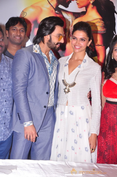 Ravneer, Deepika Promote Ramleela In Hyderabad