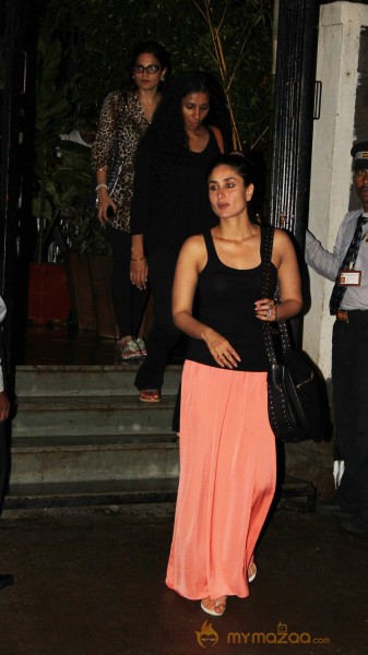 Saif & Kareena Snapped At Dewan's New Restaurant 