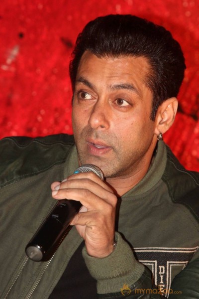 Salman Jai Ho Movie Trailer Launch Photos