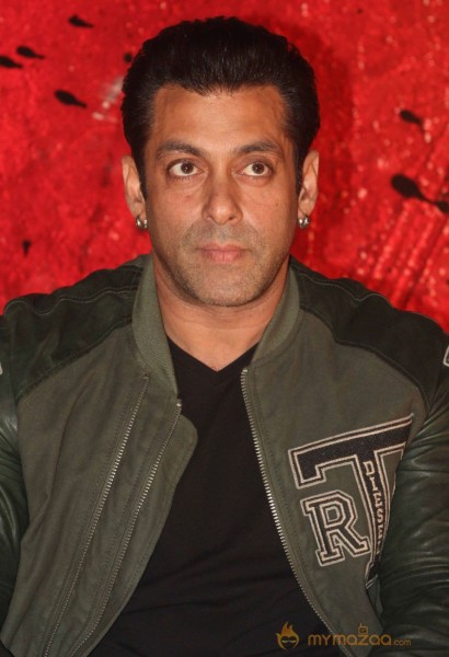 Salman Jai Ho Movie Trailer Launch Photos