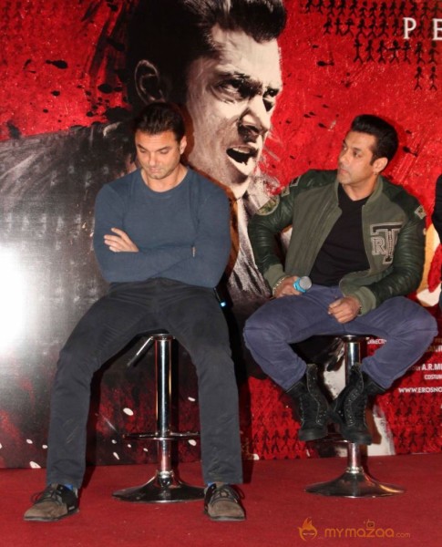 Salman Jai Ho Movie Trailer Launch Photos