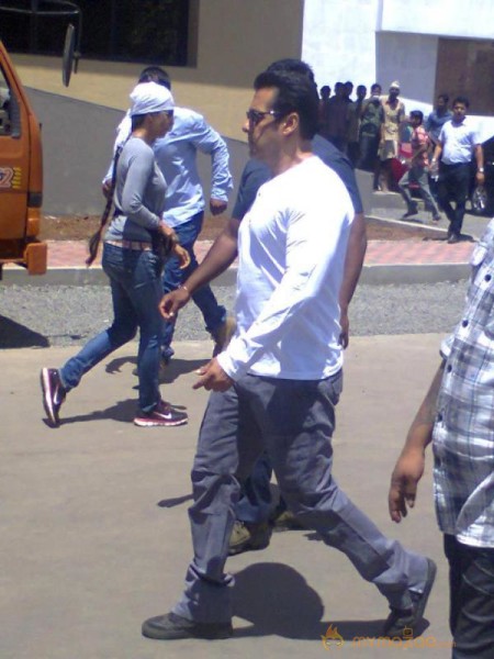 Salman Khan Mental Movie Working Stills