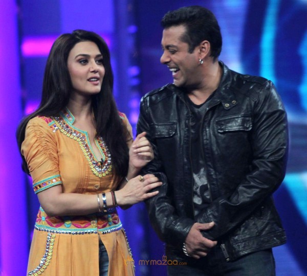 Salman and Preity on the  Guinness World Records