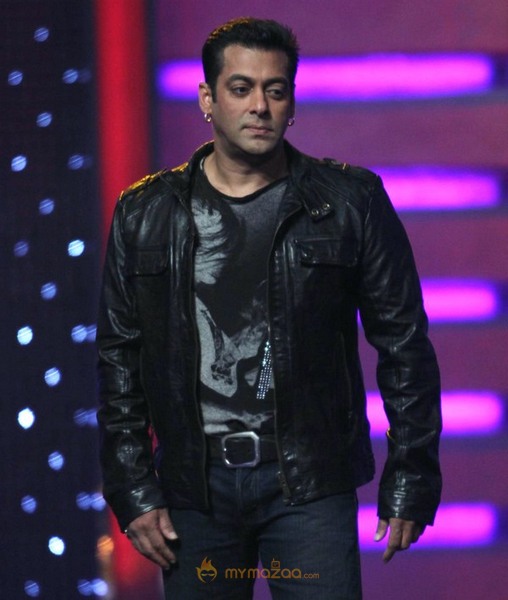 Salman and Preity on the  Guinness World Records
