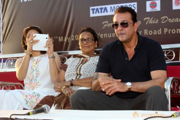 Sanjay Dutt Launch Mobile Mammography Unit 