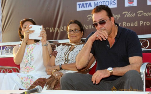 Sanjay Dutt Launch Mobile Mammography Unit 