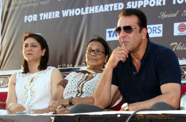 Sanjay Dutt Launch Mobile Mammography Unit 