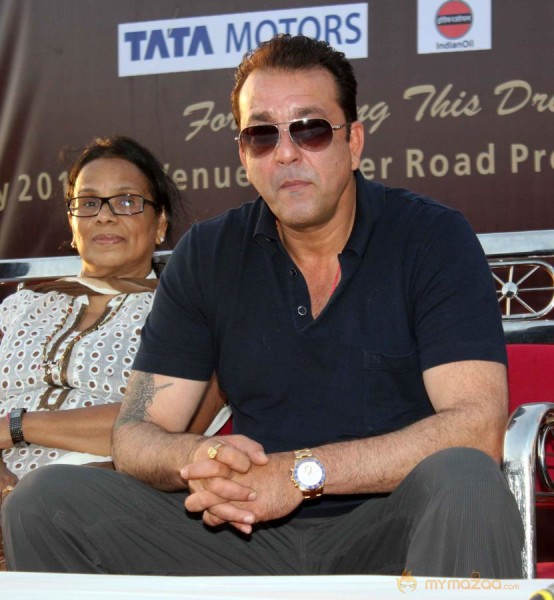 Sanjay Dutt Launch Mobile Mammography Unit 