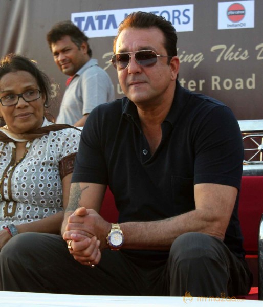 Sanjay Dutt Launch Mobile Mammography Unit 