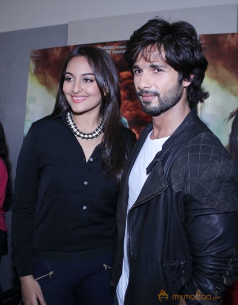 Shahid Kapoor At R Rajkumar Movie Promotion