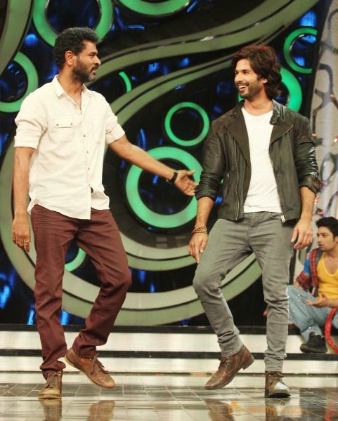 Shahid Kapoor At R Rajkumar Movie Promotion