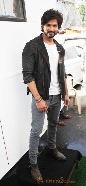 Shahid Kapoor At R Rajkumar Movie Promotion