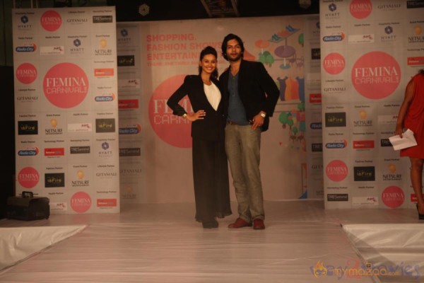 Shibani Dandekar- Ali Fazal At Femina Carnival 2013 