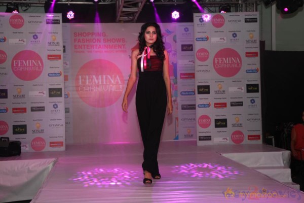 Shibani Dandekar- Ali Fazal At Femina Carnival 2013 