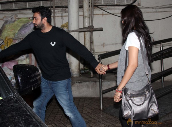 Shilpa Shetty and Raj Kundra Snapped 