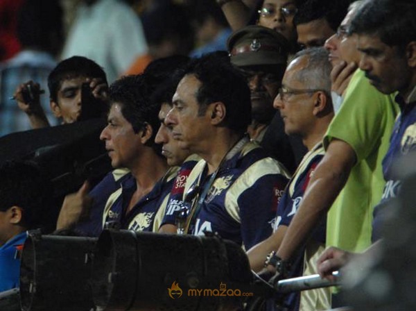 Shriya & SRK Performing At IPL Opening Ceremony