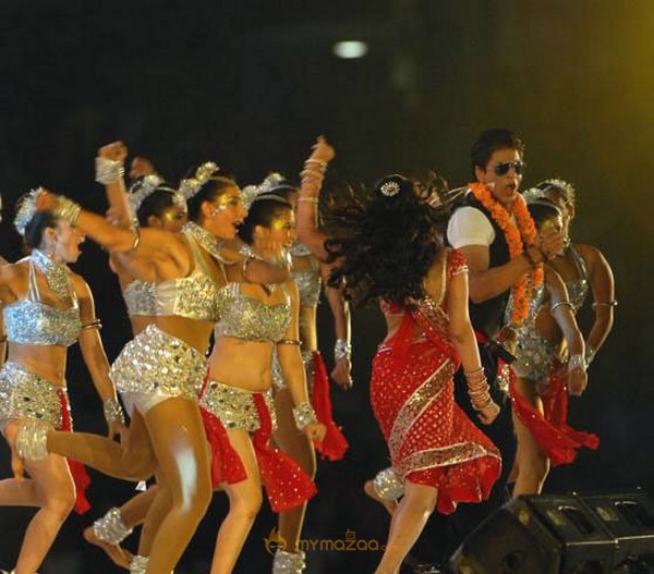 Shriya & SRK Performing At IPL Opening Ceremony