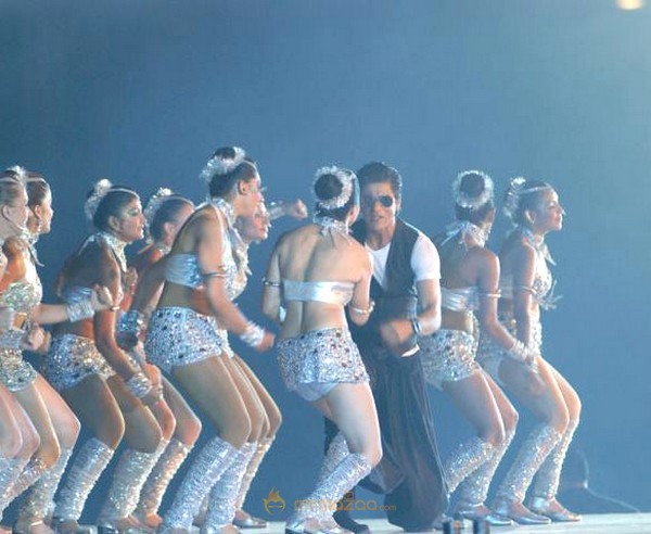 Shriya & SRK Performing At IPL Opening Ceremony