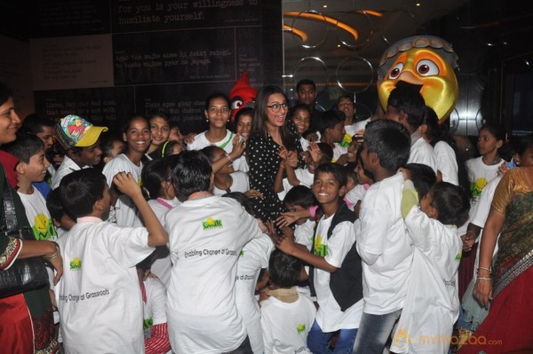 Sonakshi  At RIO 2 Special Screening 