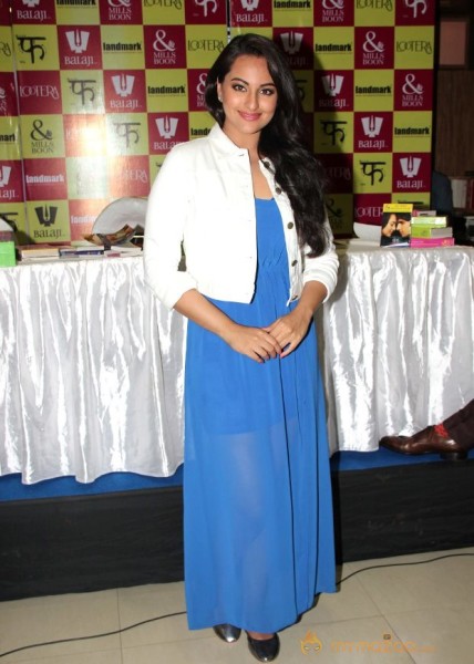 Sonakshi Sinha at Launch Mills Boon Novels Photos